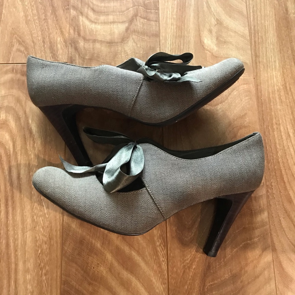 Ann Marino heels, size 9